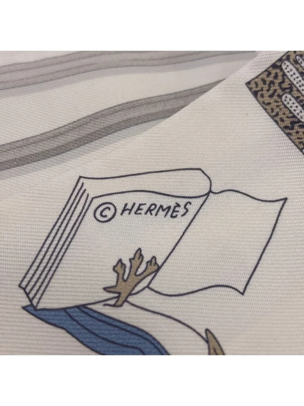Hermes brand item